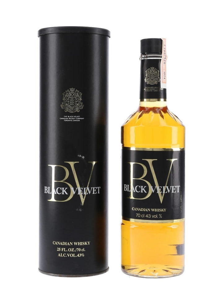Black Velvet 5 Year Blended Canadian Whisky - Distilled 1974 / Bottled 1979 (40%, 75cl) bottle