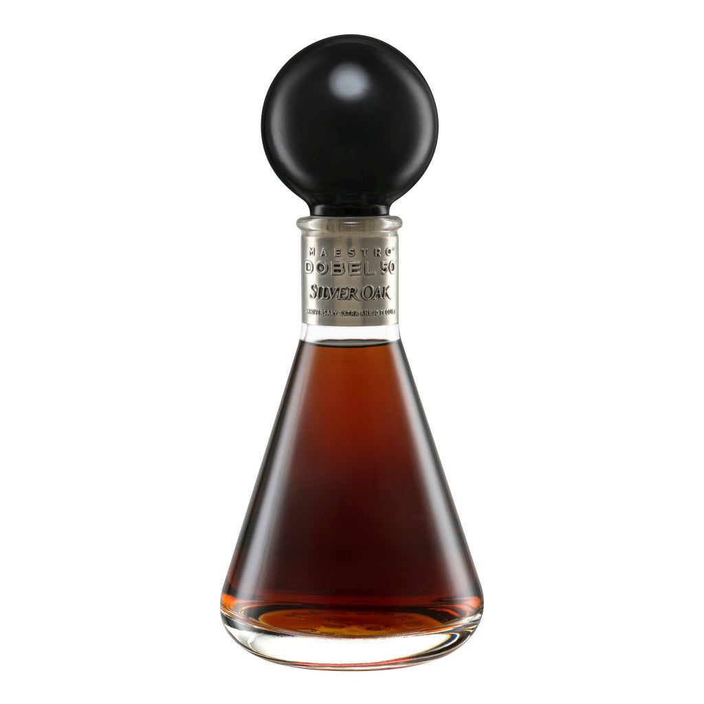 Maestro Dobel 50 Silver Oak Edition Extra Añejo Tequila bottle