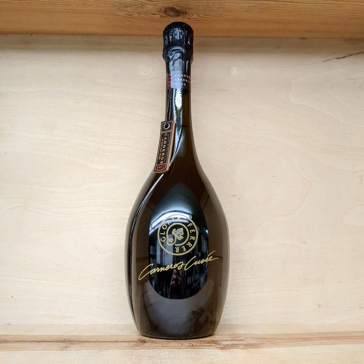 Gloria Ferrer Carneros Cuvee, 2010 bottle