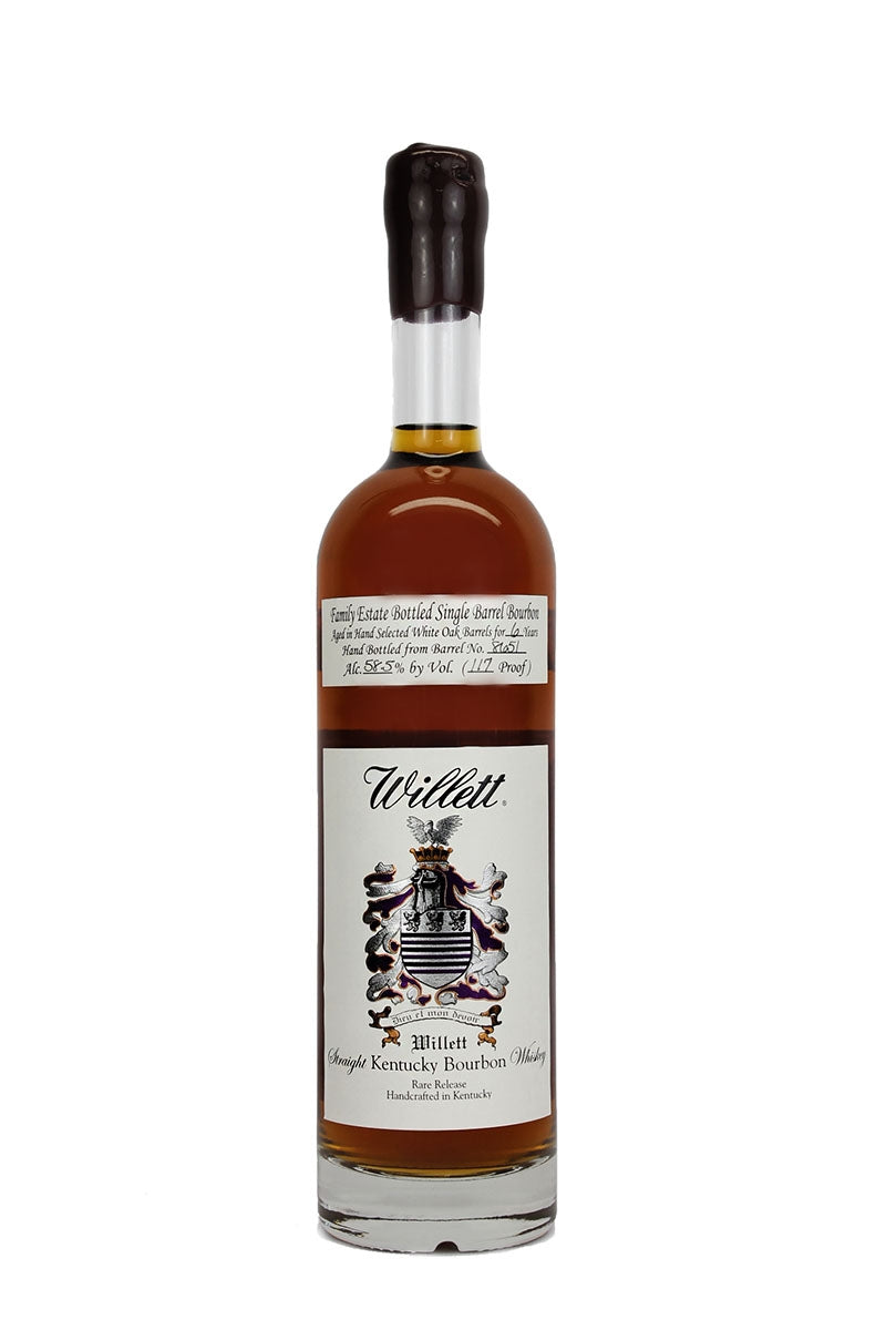 Willett Family Estate 6 Year Old Single Barrel Straight Bourbon Whiskey bottle