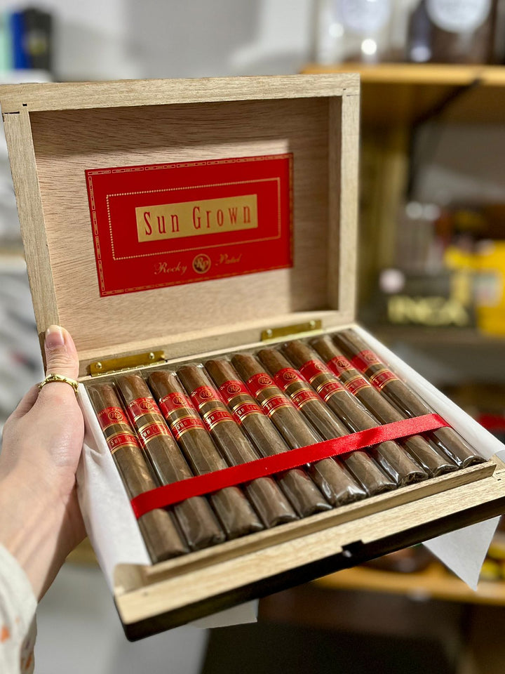 Rocky Patel Sungrown Robusto cigar