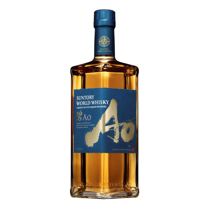 Suntory World Whisky Ao bottle